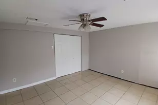 1001 Santa Barbara Dr, Sanford, FL 32773 - Photo 17