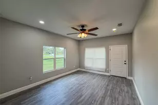 802 Marvin C. Zanders Ave, Apopka, FL 32703 - Photo 7