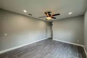 802 Marvin C. Zanders Ave, Apopka, FL 32703 - Photo 9