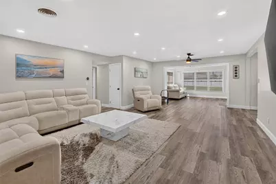 1974 Southview Road, Largo, FL 33770 - Photo 11