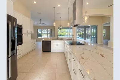 13535 Bluewater Circle, Orlando, FL 32828 - Photo 3