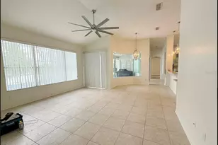 13535 Bluewater Cir, Orlando, FL 32828 - Photo 7