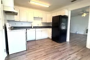 2215 Vine St, Orlando, FL 32806 - Photo 7