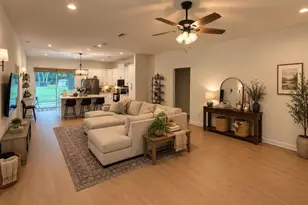 545 W Pearson St, Hernando, FL 34442 - Photo 11