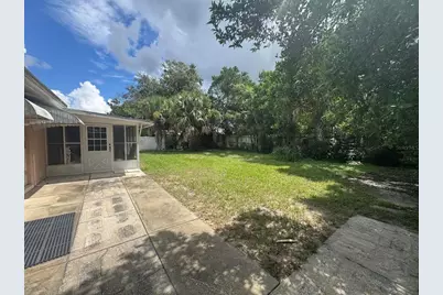 230 E Roberts Street, Orange City, FL 32763 - Photo 17