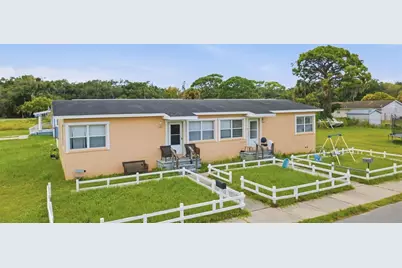 2410 Myrtle Avenue, Mims, FL 32754 - Photo 5