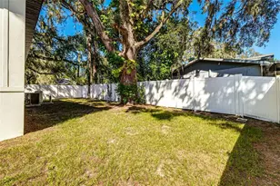 7907 N Greenwood Ave, Tampa, FL 33604 - Photo 51