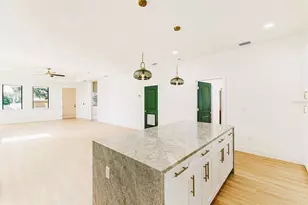 7901 N Greenwood Ave, Tampa, FL 33604 - Photo 11