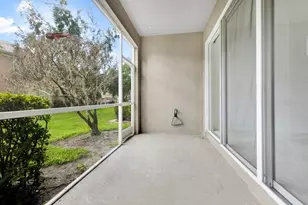 9811 Fan Palm Way, Tampa, FL 33610 - Photo 23