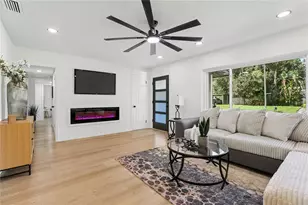 1718 Campbell Ave, Orlando, FL 32806 - Photo 3