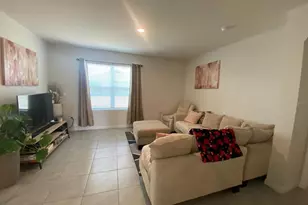 2723 Sunkissed Dr, Saint Cloud, FL 34771 - Photo 3