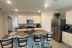 2723 Sunkissed Dr, Saint Cloud, FL 34771 - Photo 9