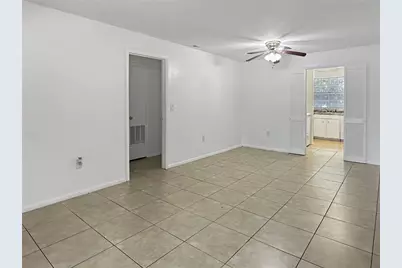 508 Banyon Tree Circle #200, Maitland, FL 32751 - Photo 3