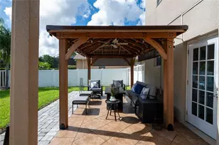 2122 Cascades Cove Dr, Orlando, FL 32820 - Photo 11