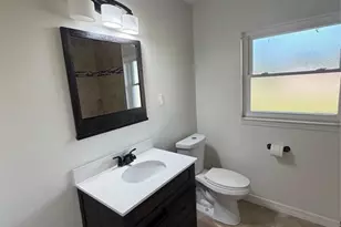303 Windemere Ave, Eustis, FL 32726 - Photo 23