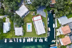 30 SE Valare Ln, Crystal River, FL 34429 - Photo 1