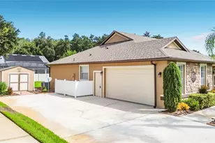 5243 Hammock Pointe Ct, Saint Cloud, FL 34771 - Photo 7