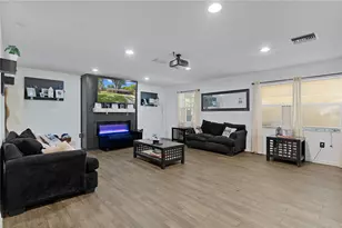 1124 N Grant Ave, Mount Dora, FL 32757 - Photo 3