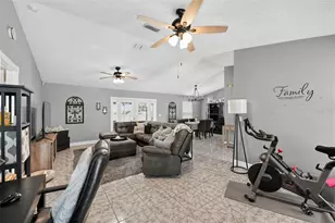 4165 Rolling Springs Dr, Tampa, FL 33624 - Photo 11