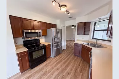 10033 Creekwater Boulevard, Orlando, FL 32825 - Photo 9