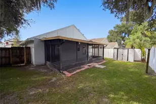 10033 Creekwater Blvd, Orlando, FL 32825 - Photo 5