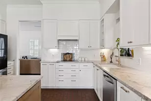 637 Lake Harbor Cir, Orlando, FL 32809 - Photo 15