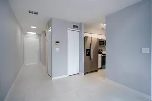 2703 Hunt Club Ln, Orlando, FL 32826 - Photo 3