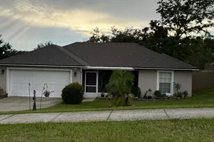 420 Bloxam Ave, Clermont, FL 34711 - Photo 1