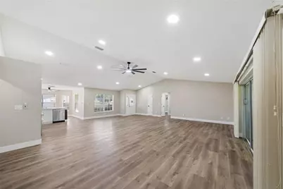 26939 Honeymoon Avenue, Leesburg, FL 34748 - Photo 9