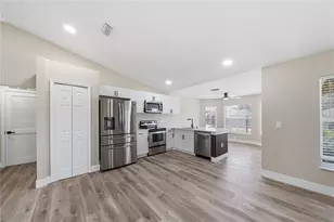 26939 Honeymoon Ave, Leesburg, FL 34748 - Photo 5