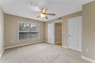 2025 Dixie Belle Dr, Orlando, FL 32812 - Photo 9