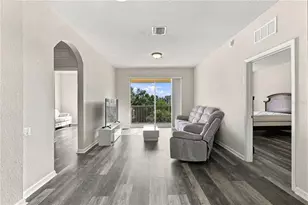 3338 Robert Trent Jones Dr, Orlando, FL 32835 - Photo 9