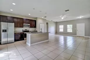 528 Finch Ln, Poinciana, FL 34759 - Photo 3