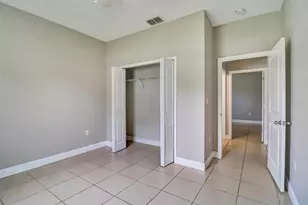 528 Finch Ln, Poinciana, FL 34759 - Photo 11