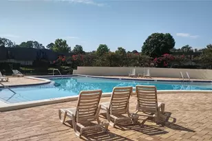 15301 W Pond Woods Dr, Tampa, FL 33618 - Photo 15