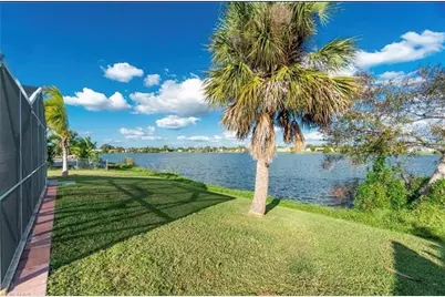 5208 Chaves Circle, Port Charlotte, FL 33948 - Photo 7