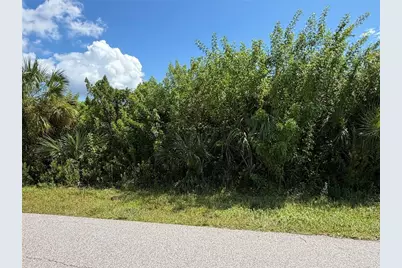 15209 Lakeland Circle, Port Charlotte, FL 33981 - Photo 3