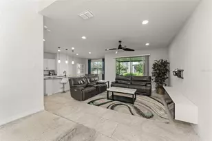 2631 E Lake Pointe Dr, Kissimmee, FL 34744 - Photo 5