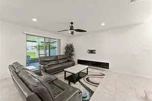 2631 E Lake Pointe Dr, Kissimmee, FL 34744 - Photo 7
