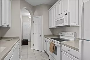 1357 Venezia Ct, Davenport, FL 33896 - Photo 9