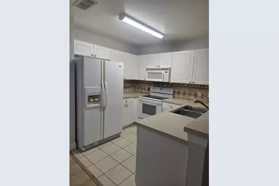 302 Cervantes Drive, Kissimmee, FL 34743 - Photo 3
