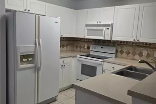 302 Cervantes Dr, Kissimmee, FL 34743 - Photo 3