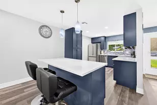 10113 Allenby Ct, Orlando, FL 32821 - Photo 5