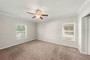 1904 Hawks View Dr, Ruskin, FL 33570 - Photo 7