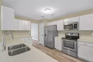 16102 Warden Pl, Tampa, FL 33647 - Photo 17