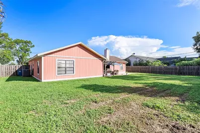 556 Awin Circle SE, Palm Bay, FL 32909 - Photo 11