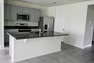 2637 Rowan St, Tavares, FL 32778 - Photo 3