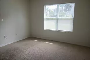 2637 Rowan St, Tavares, FL 32778 - Photo 5