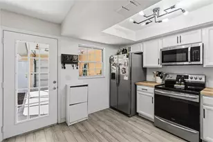 2708 E Pine St, Orlando, FL 32803 - Photo 7