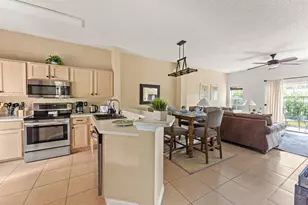 2782 Sun Key Pl, Kissimmee, FL 34747 - Photo 5